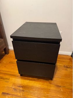 Drawer nightstand