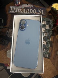I p h o  n e 17 256GB unlocked any carrier