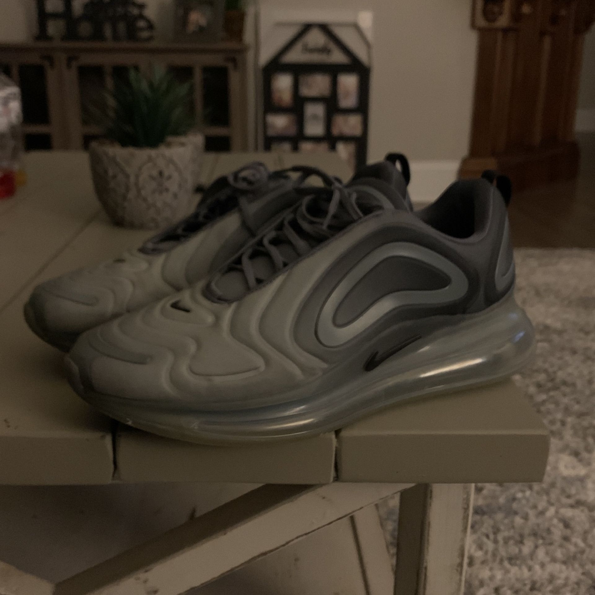 Air Max 720 Size 14