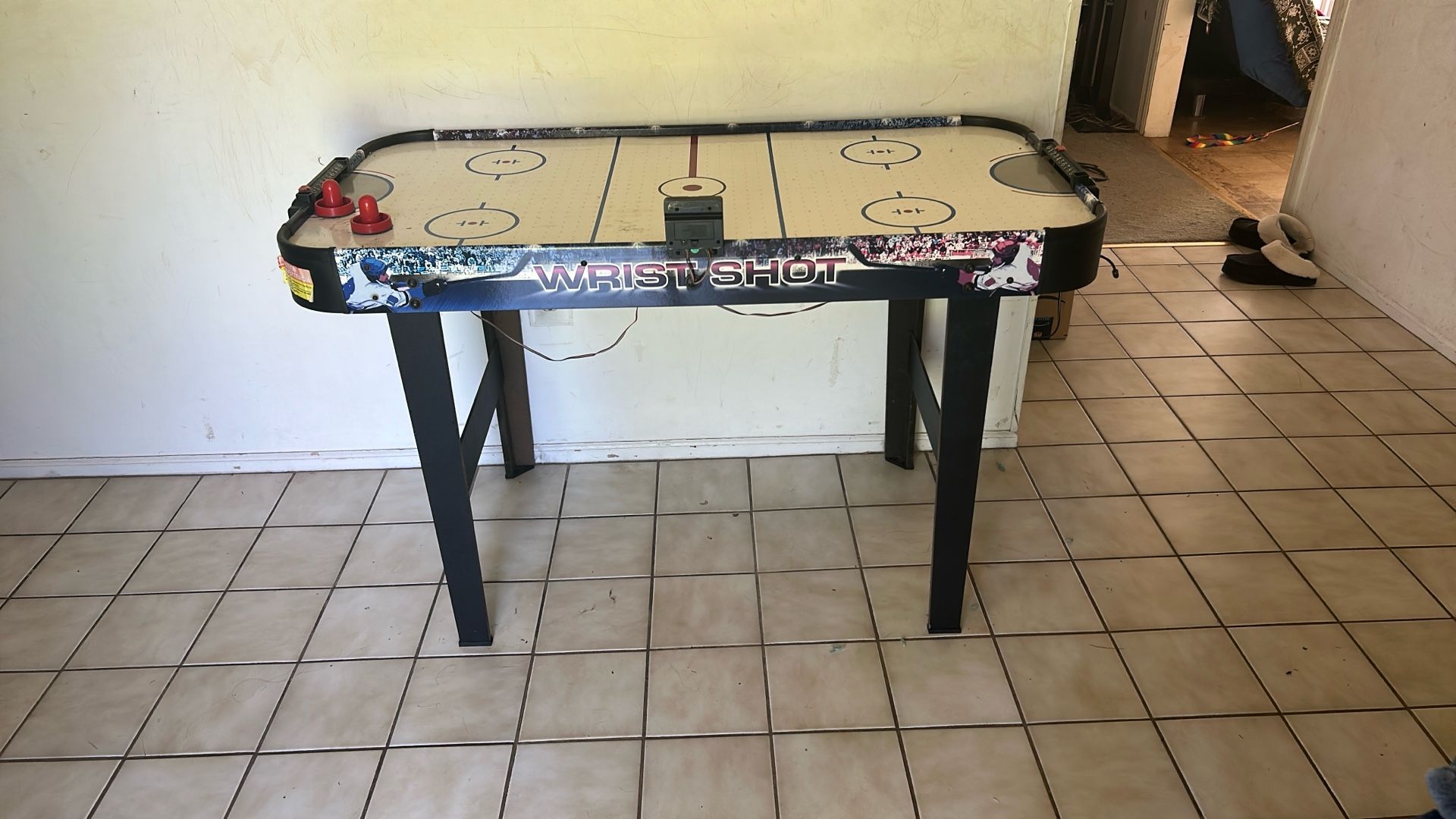 Air Hockey table