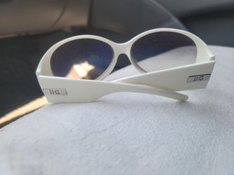 Women's Dolce And Gabbana Sunglasses $40 Pickup In Oakdale