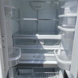 Stainless 3 Door Refrigerator Whirlpool Ice And Water