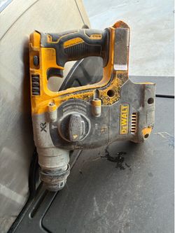 DEWALT rotor hammer drill