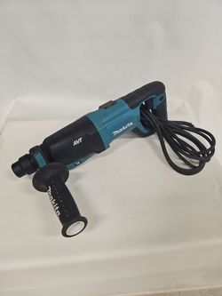 Makita HR2641 D-Handle 1" SDS-Plus AVT Corded Rotary Hammer Drill P818280-1