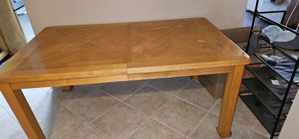 Dining Room Set, Table, 6 Chairs, China Cabinet, and Hutch