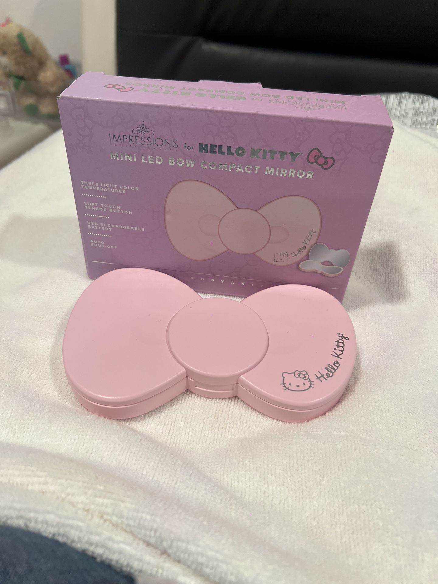 Hello Kitty Bow Compact Mirror
