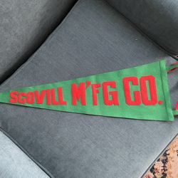 Antique Historical Manufacturing Company Pennant