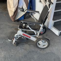 Electric Wheelchair 