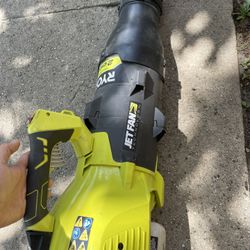 RYOBI 160 MPH 520 CFM 25cc Gas Jet Fan Leaf Blower