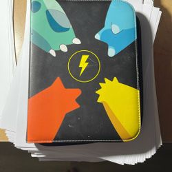 Pokémon Binder With 130+ Pokémon
