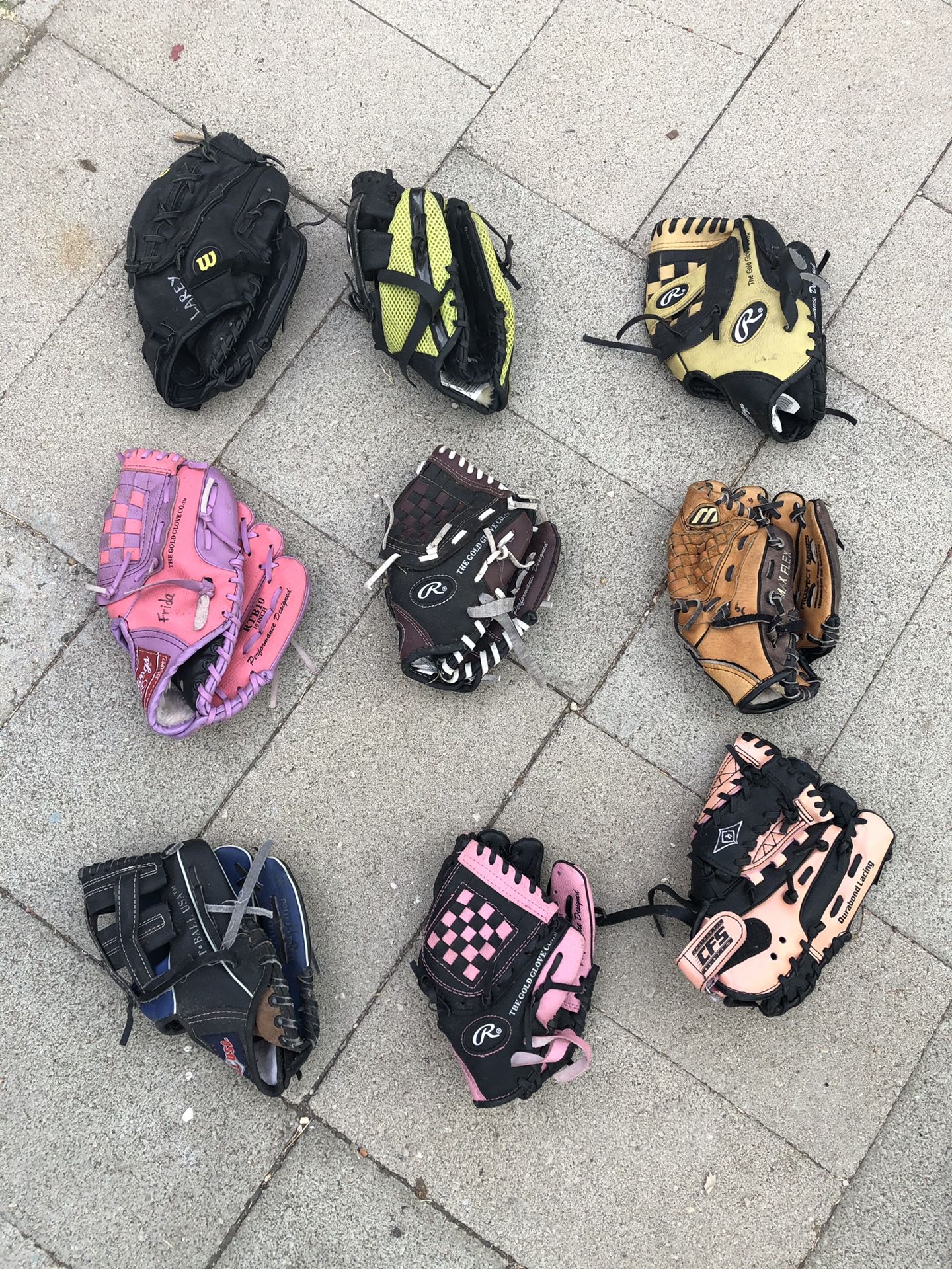 Tee ball and youth baseball mitts