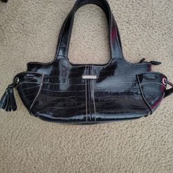 New Very Nice Pocketbook, Black. Has Pockets On Both Sides On The Outside. Cash And Pickup Only