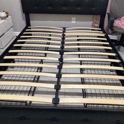 Queen Bed 