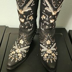 Dingo Cowgirl Boots 