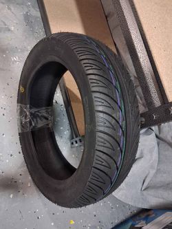 120/70-12 Nylon Tubeless Tire