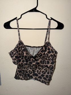 leopard crop top