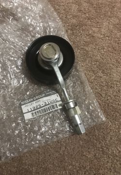 Nissan/infinity drive belt tensioner new