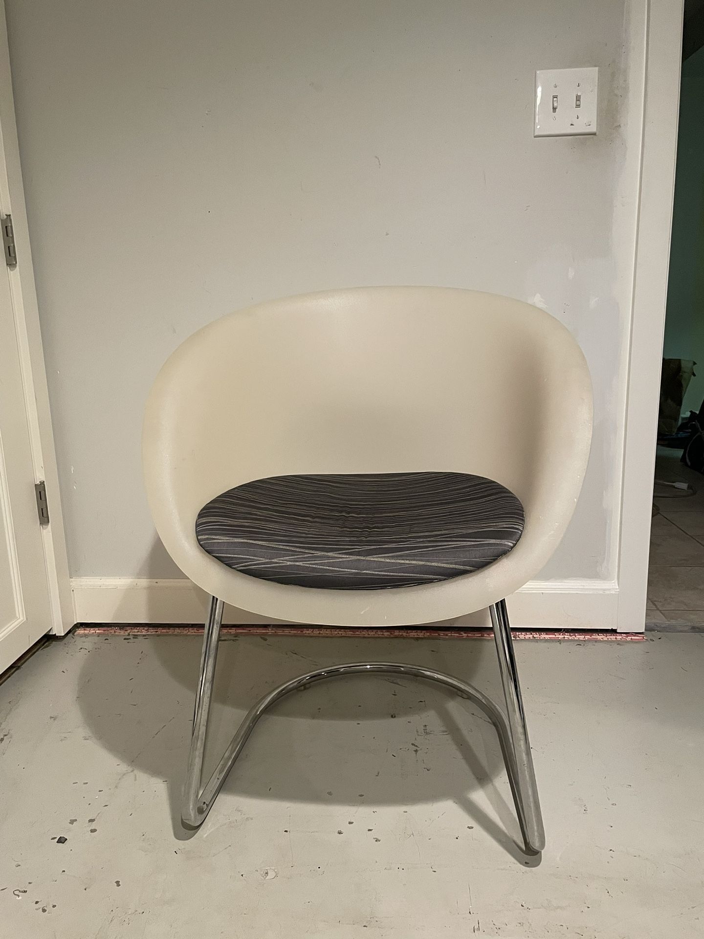 Kielhauer OLO Chair