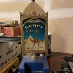 Camel Light