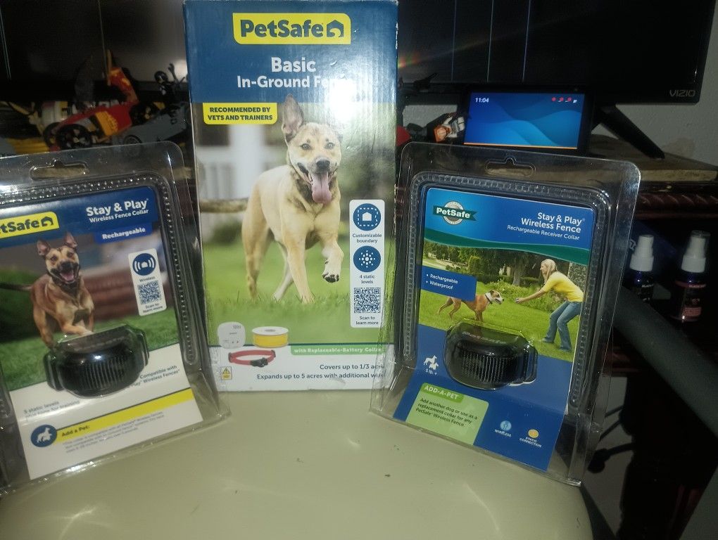 Petsafe Electric Dog Fence W/ 2 Extra Collars