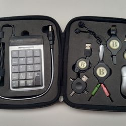 Laptop. Accessories Kit 