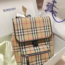 Burbery Vintage Checkered Leather Backpack Unisex Couples' Edition Classic Beige