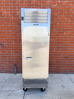 Traulsen AHT132NUT-FHS Spec-Line Reach-In Freezer