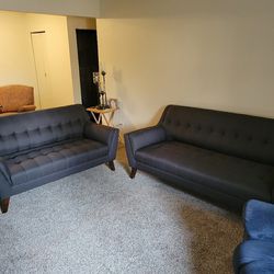 Couch /Loveseat