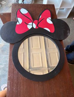 Children’s Minnie Mouse Mirror
