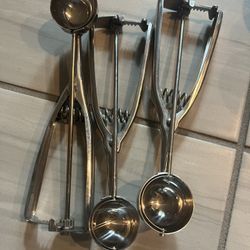 3 Metal Scoops. 1fl Oz And 0.5fl Oz