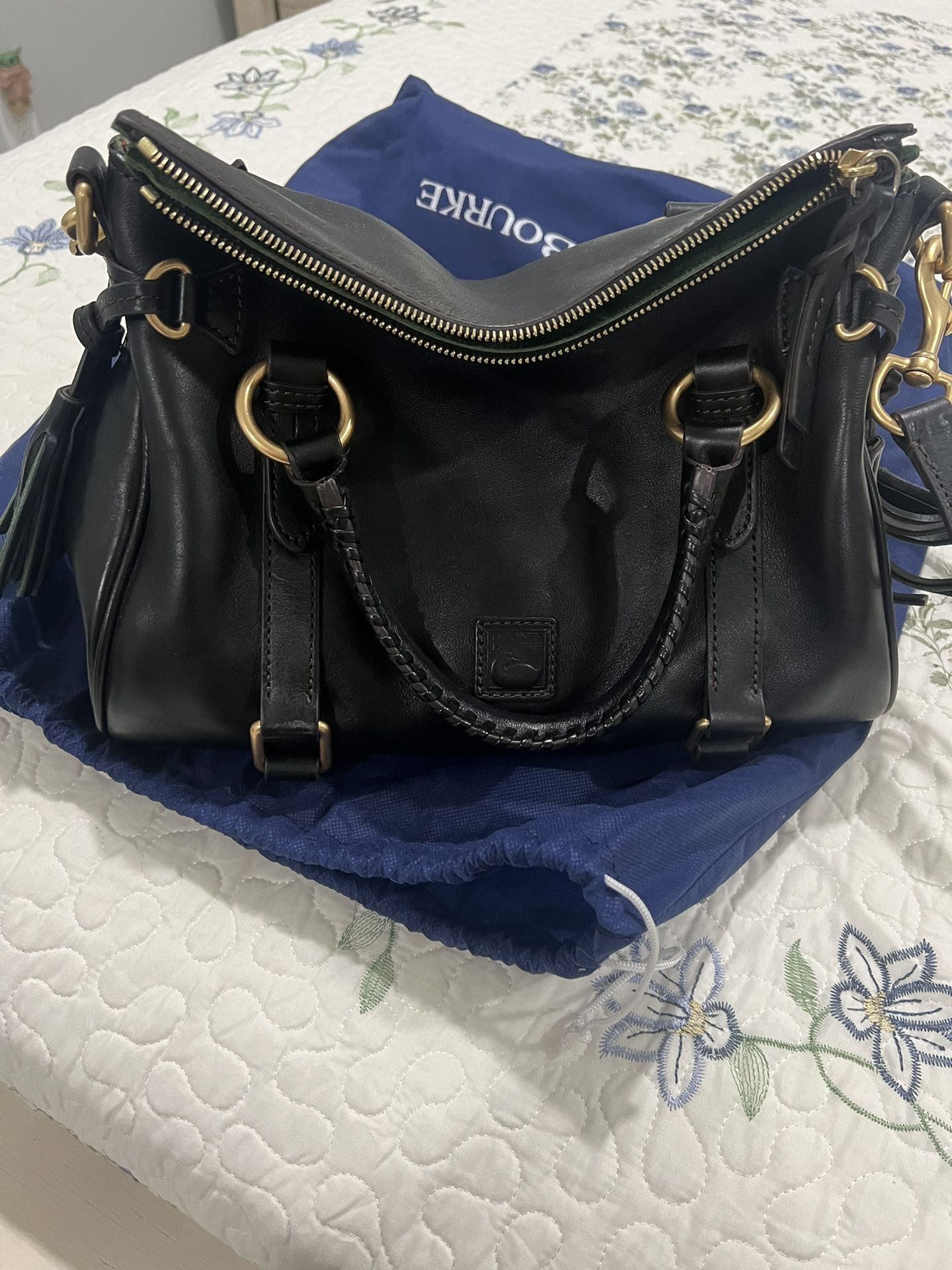 Dooney & Bourke