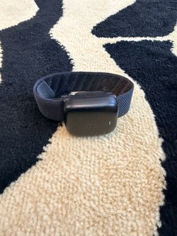 WHOOP 4.0 Fitness Tracker with Onyx SuperKnit Band