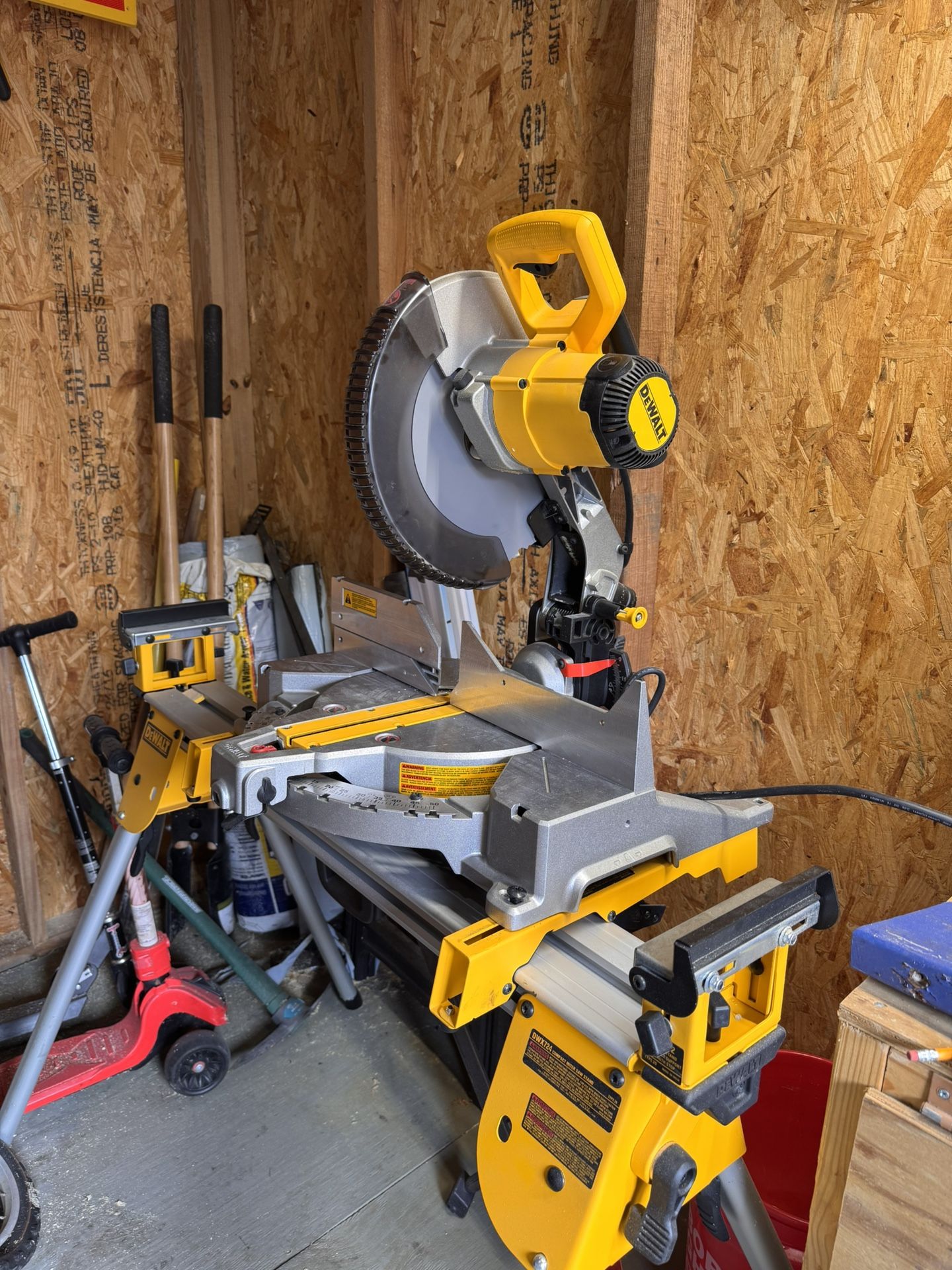 Miter Saw Dewalt