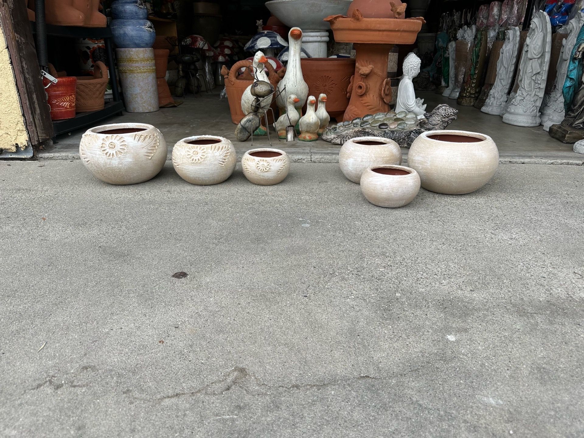 Clay pots set 3 pieces
