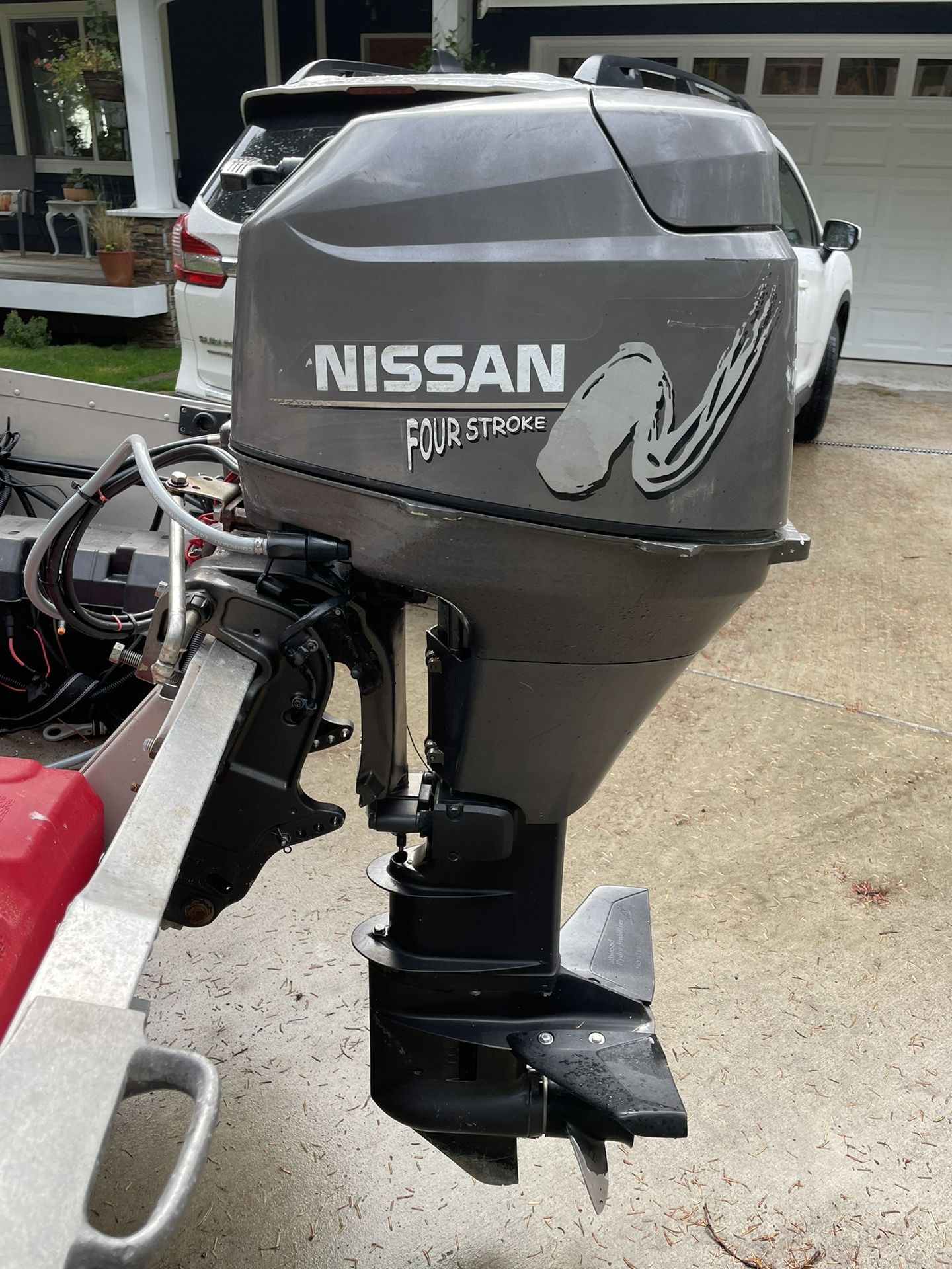 25hp Nissan Outboard Motor