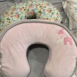 Boppy pillow