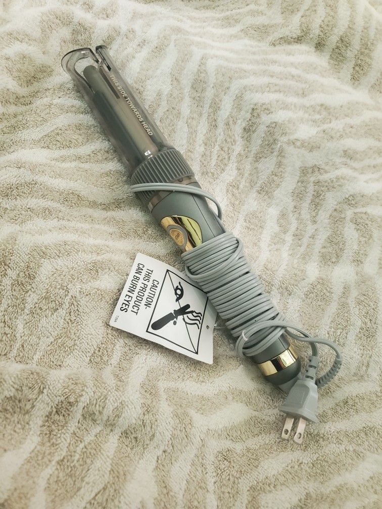 CONAIR CURLING IRON Hair care