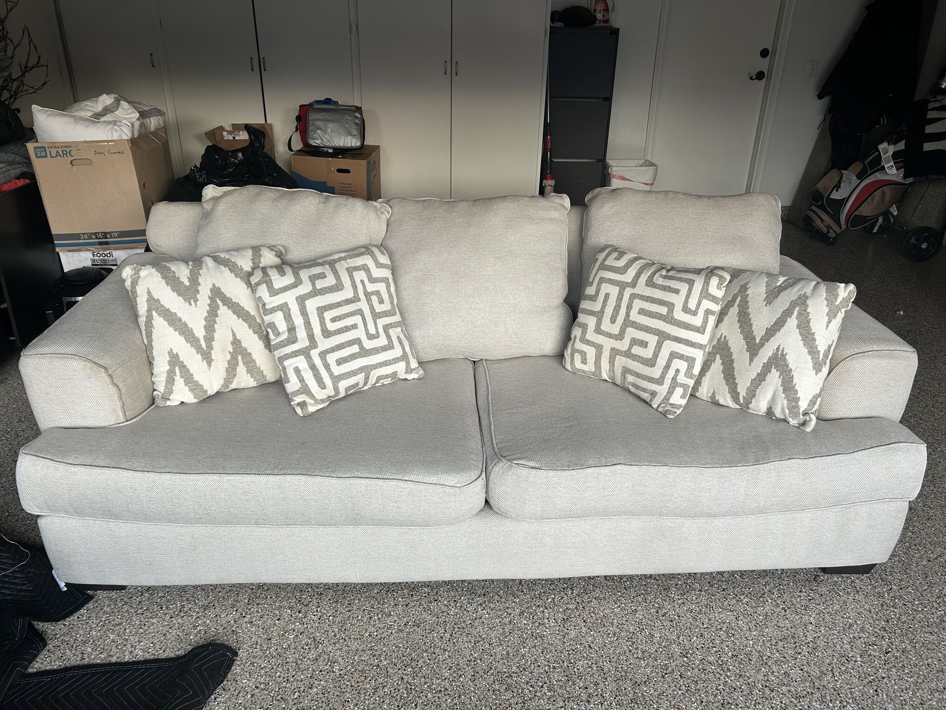 FREE Couch