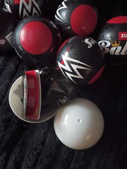 WWE Zuru Snap Balls Mystery Figure Lot