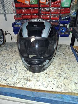 THH Full face sport bike helmet Lg.