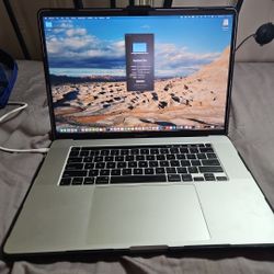 2019 MACBOOK PRO 64GB RAM SEQIOUA ! NO SLOW DOWNS