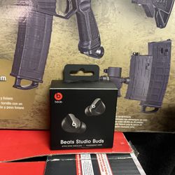 Beats Studio Buds