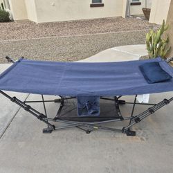 Hammock With Folding Base 