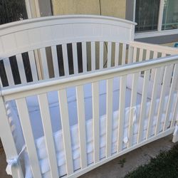 Baby Crib 