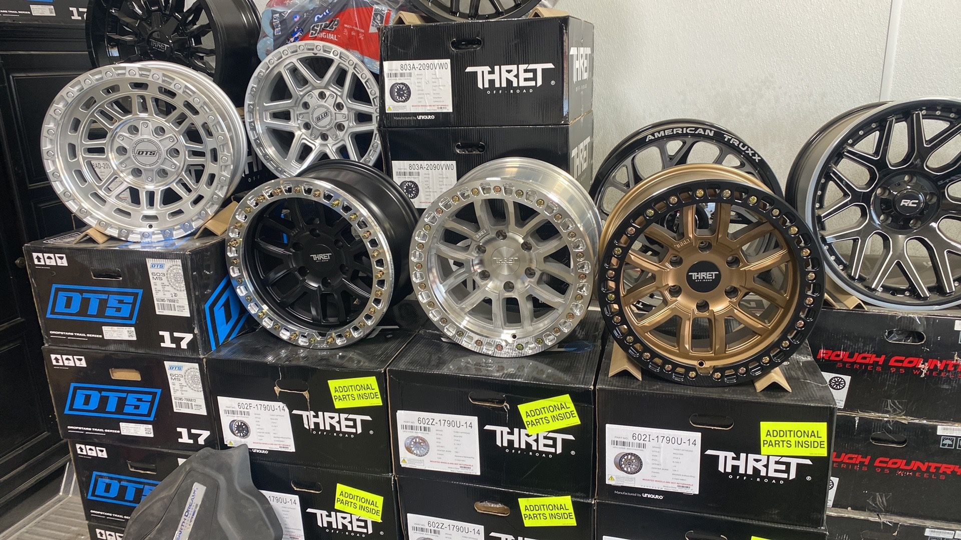 Thret Wheels 17 In
