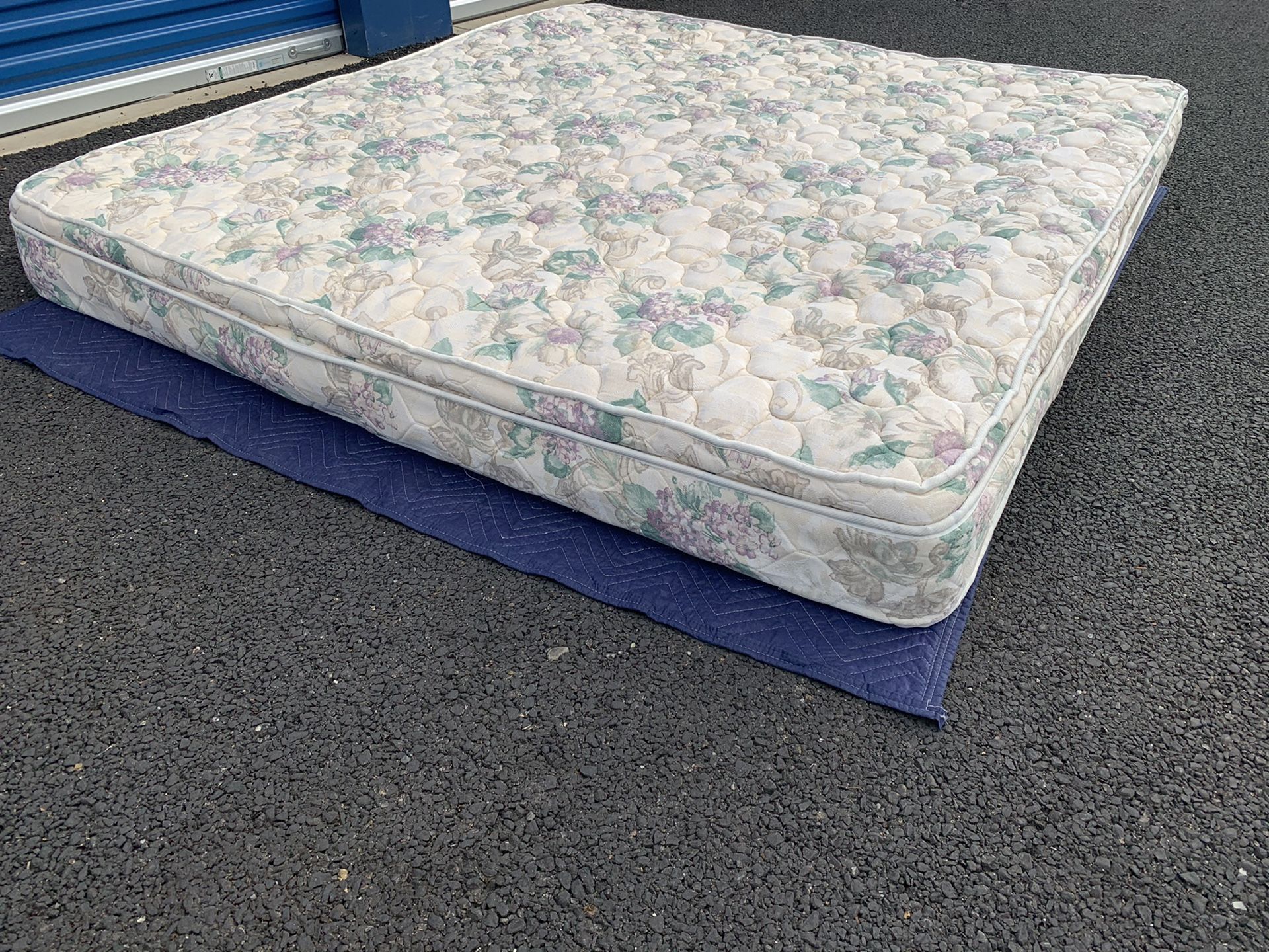 RV king size mattress ! Rv mattress ! Pillowtop mattress ! Free delivery