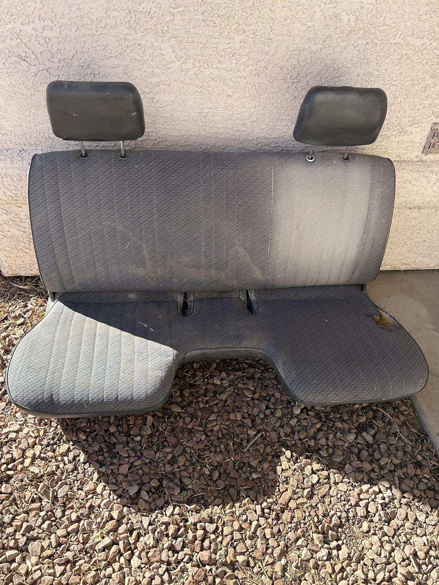 Nissan Hardbody 86-97 Bench Seat Gray