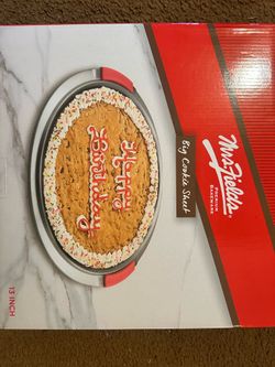 Mrs. Fields premium bakeware big 13” cooking sheet