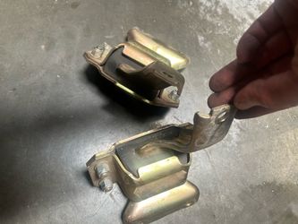 Energy Suspension polyurethane motor mounts 96-04 V8 $125 OBO