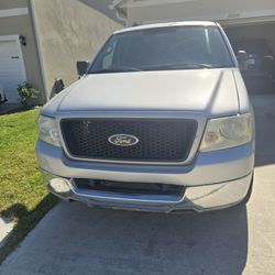 2004 Ford Truck 